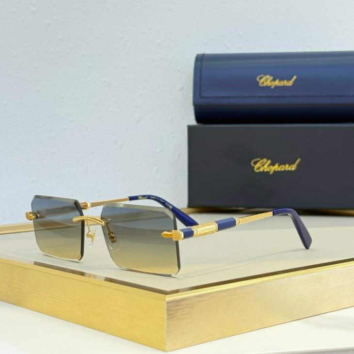 Picture of Chopard Sunglasses _SKUfw69770198fw